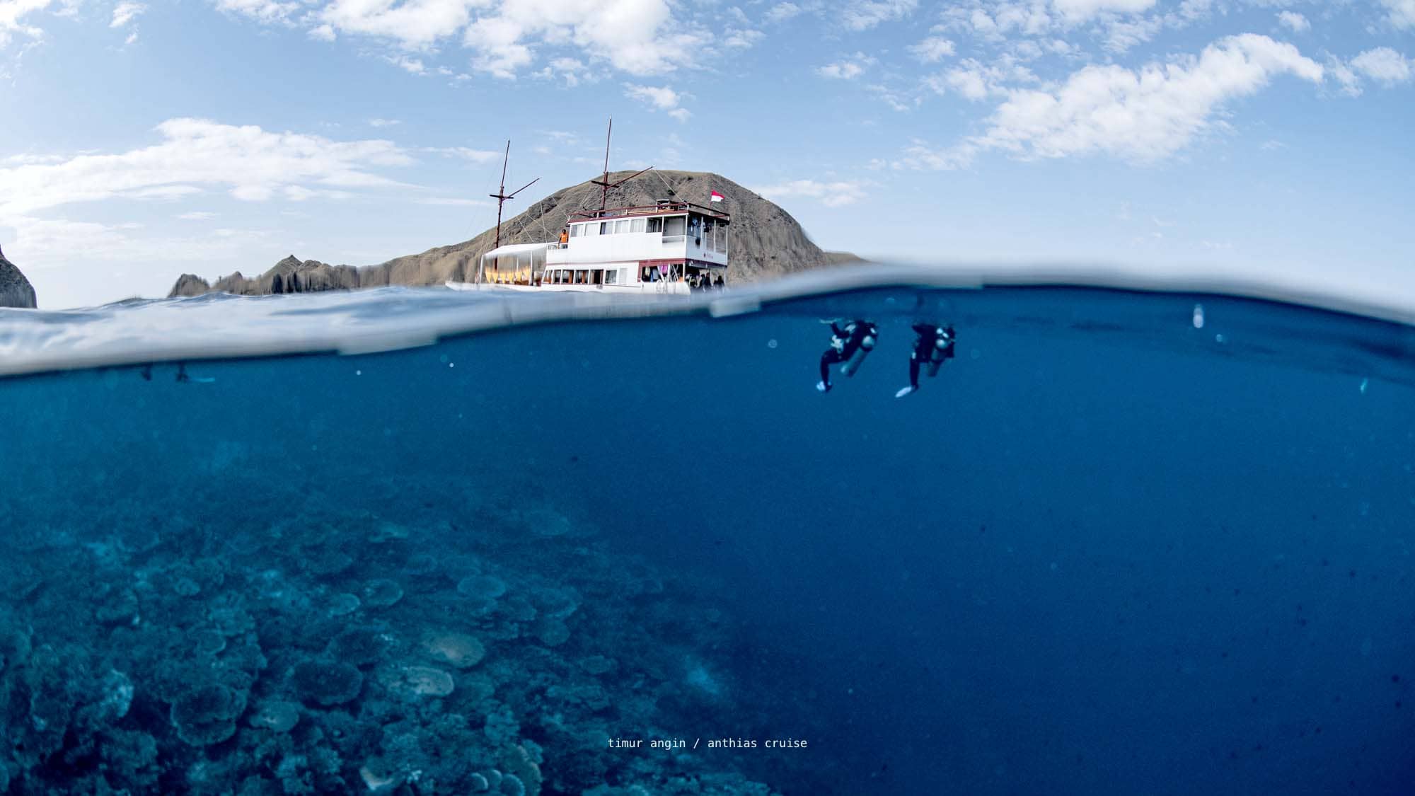 4D3N Private Sailing Komodo